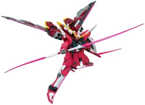 Bandai - MG Végtelen Igazság Gundam Építési Készlet, 1/100