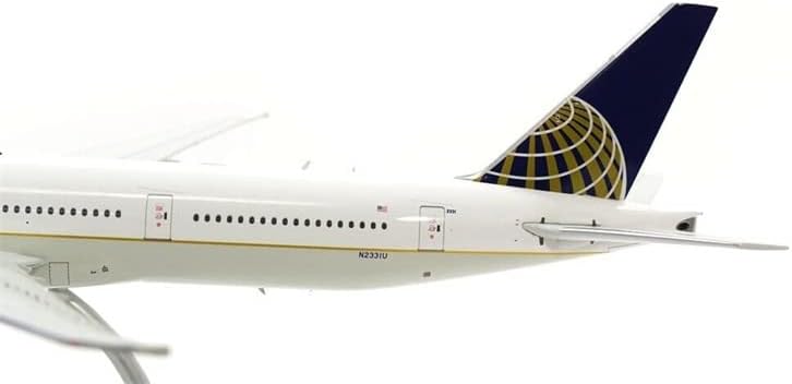 Fedélzeti 200 Egyesült a Boeing 777-300 N58031 állvánnyal Limited Edition 1/200 FRÖCCSÖNTÖTT Repülőgép Előre elkészített Modell