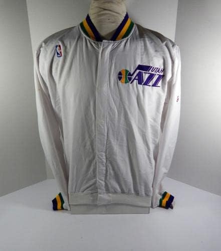 1992-93 Utah Jazz Tyrone Corbin 23 Játék Használt Fehér bemelegítés Kabát, Nadrág 44 38 9 - NBA Játék Használt
